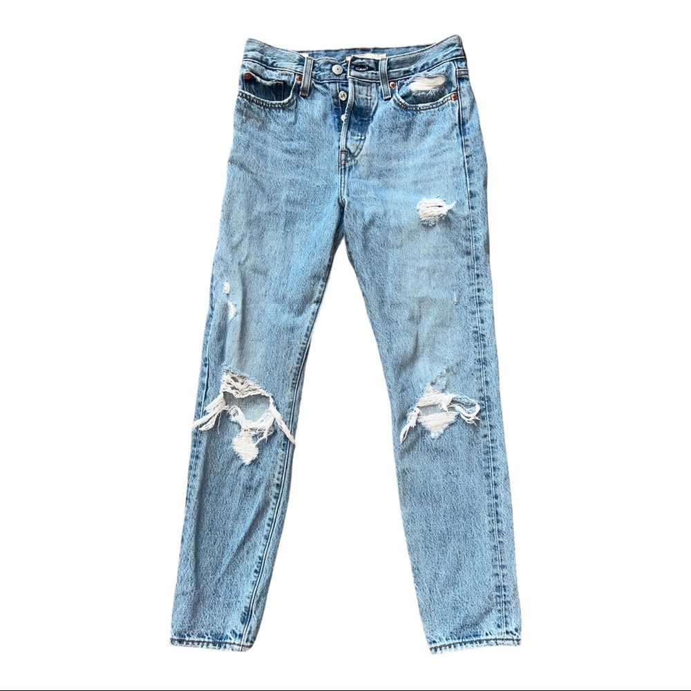 Levi’s Wedgie Straight Jeans Size 25 Light Blue High Rise Button Fly